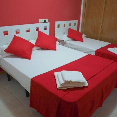 Hostal El Parque San Martín de la Vega Dış mekan fotoğraf